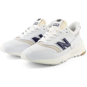 New Balance 997R V1 Unisex Sneaker Men's 10.5 Women's 12 Retro Running NWOB